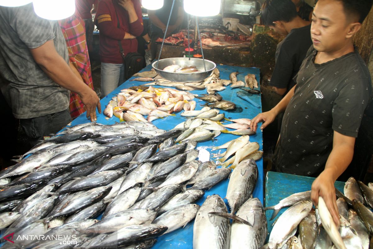 KRIPIK PAK BAMBANG